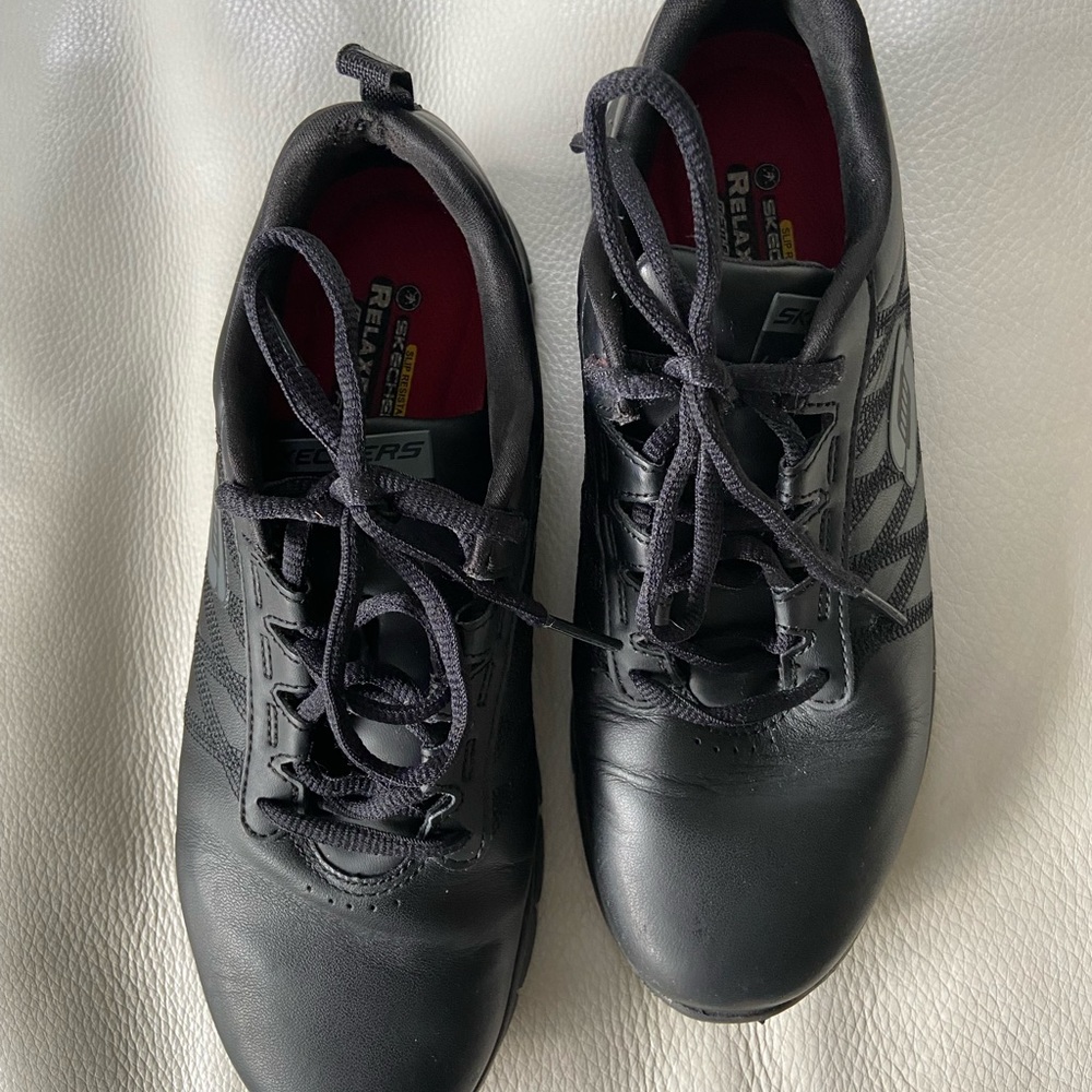 Skechers Work Relaxed Fit. Slip resistant. Size 8.  Barely worn.